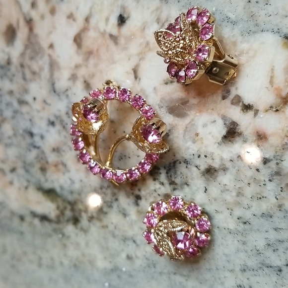 Vintage TULIP Brooch and Clip Earrings Set - Picture 1 of 5